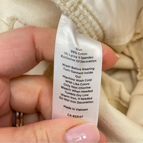 NWOT Talbots Tassel Crop Denim Pants 10 Cream - Picture 16 of 16